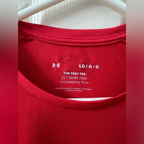 Under Armour Men's 2 shirt
Bundle (Red + Purple) | Size Large - Picture 3 of 9